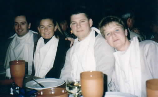 Greg, JA, Ken, & Sylvia Get Ready To Chow At The Castle!